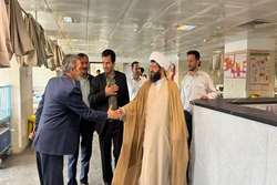 حضور امام جمعه شهرستان و فرماندار محترم در بیمارستان